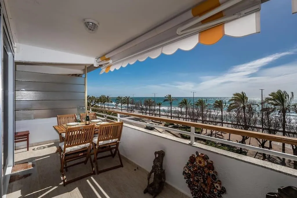 Апартаменты Beachfront/Strandwohnung In Calafell , Spanien Испания